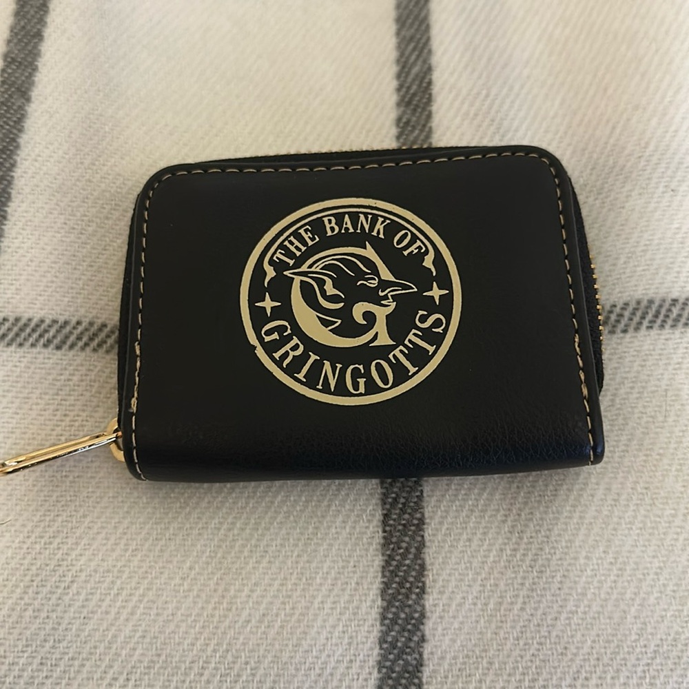 Harry Potter, Bank of Gringotts small zipper coin purse wallet, EUC